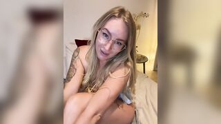 Danish Milf Camgirl Christina Siemone Magic Wand Pussy Masturbation