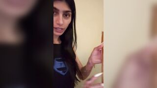 Mia Khalifa - Livestreaming At Night