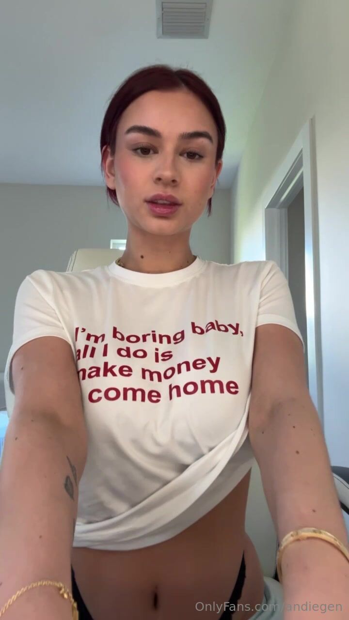 Andie Elle Teasing Pervect Hot Body