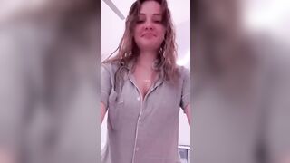 Ava Reyes - Late Night Striptease