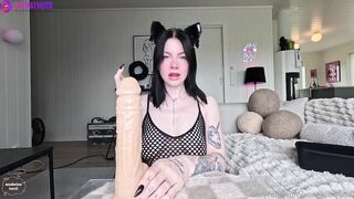 Norwegian AnnHelen Lundi Jerk Off Instructions