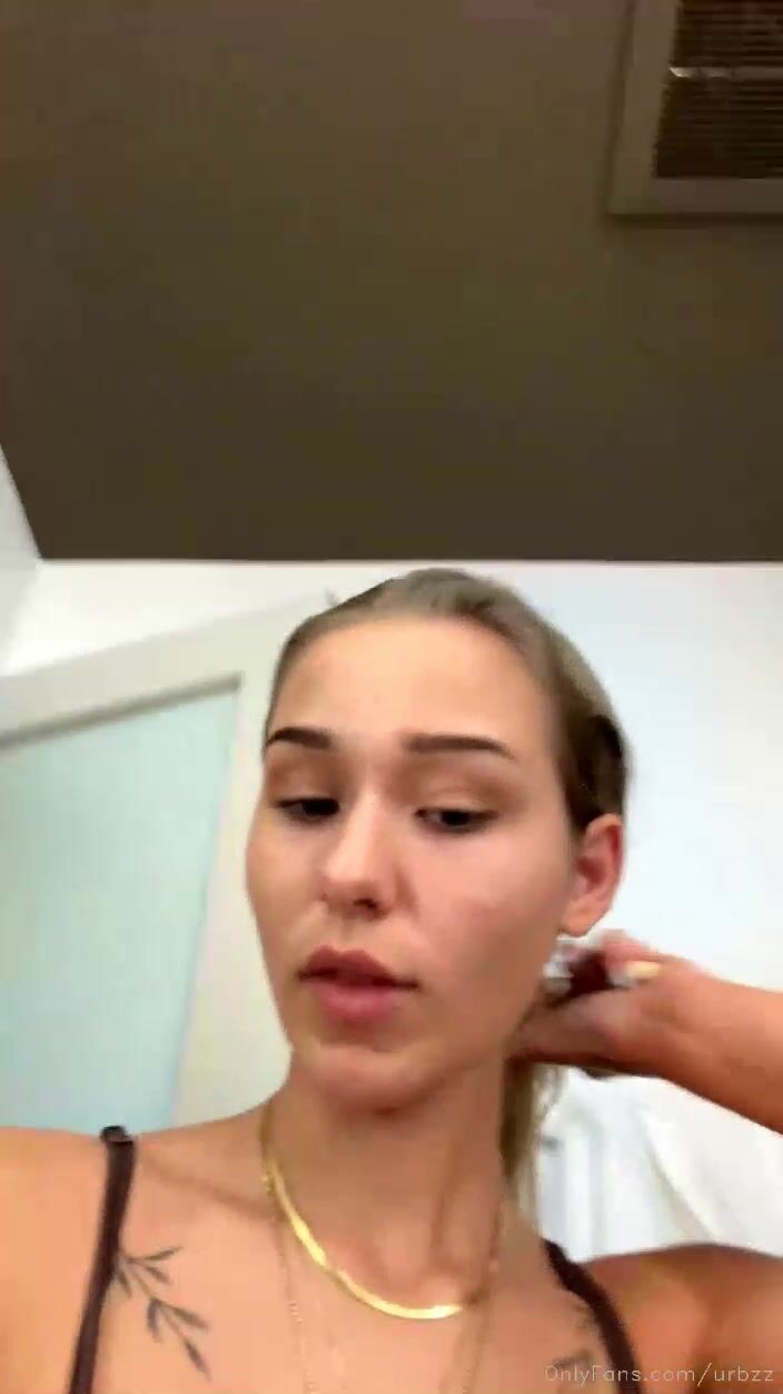 Isabella Urbzz - Full Nude Livestream