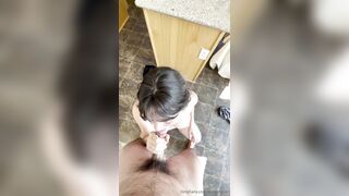 Erin Ashford Giving Blowjob And Fucking Doggy While Pregnant