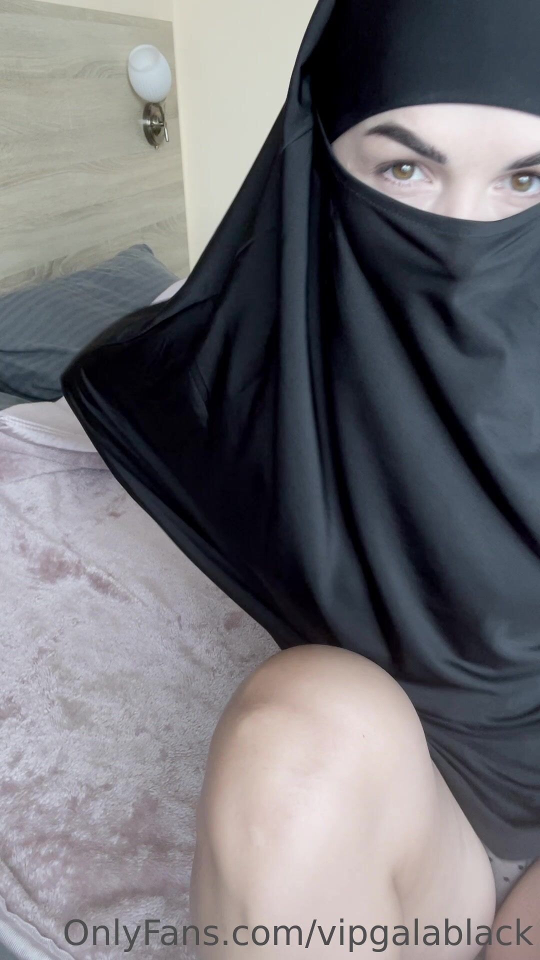 Hijab Slut Gala Black Masturbates And Fucking Pussy With Toys