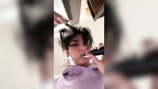 Mia Khalifa - Morning Striptease Livestream
