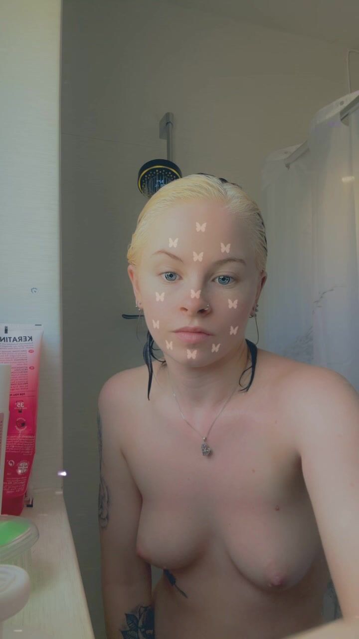 Swedish Mercedez In Shower