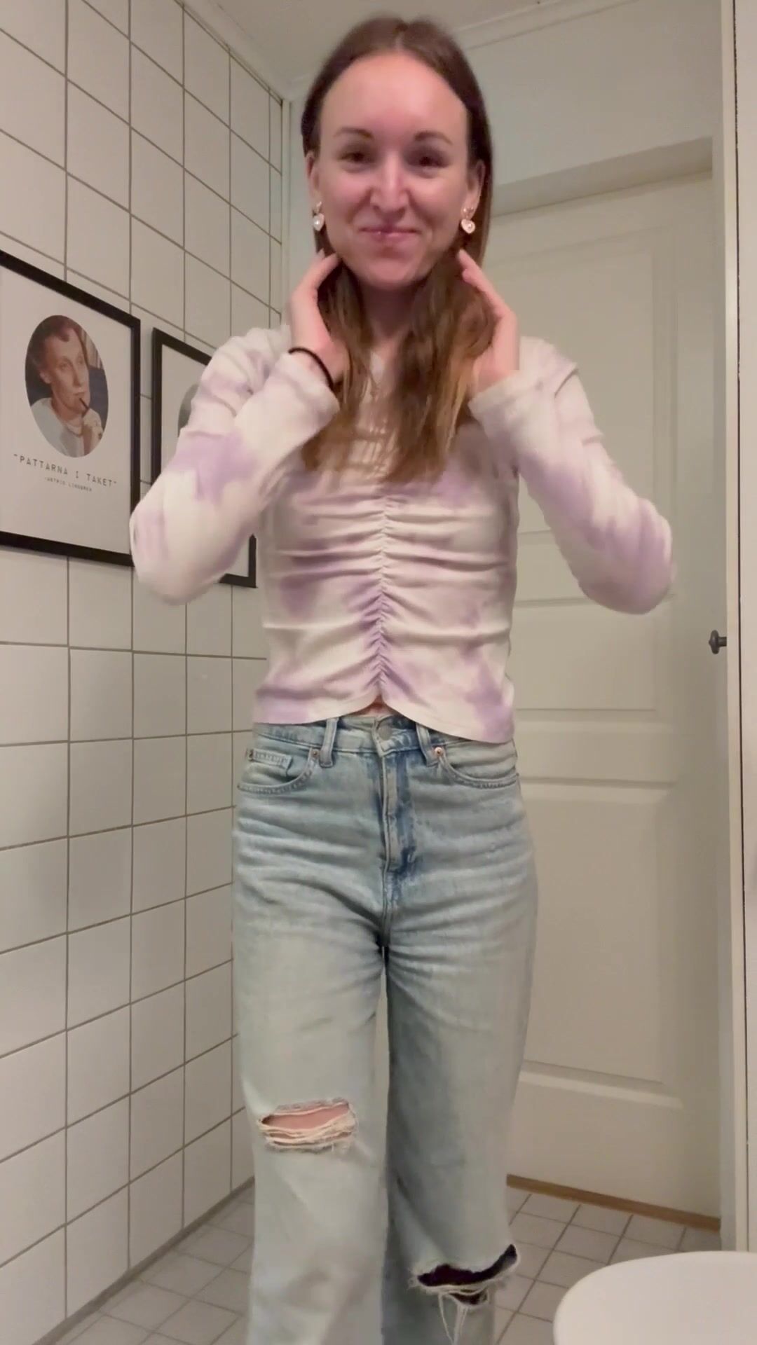 Swedish Trickyvswe Strip In Bathroom