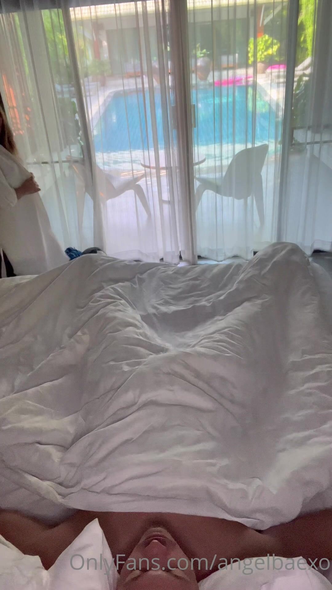 Angelbaexo - Rare Blowjob in Bedroom Video