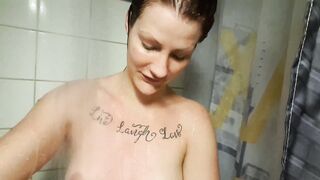 Swedish Tinasinner Shower