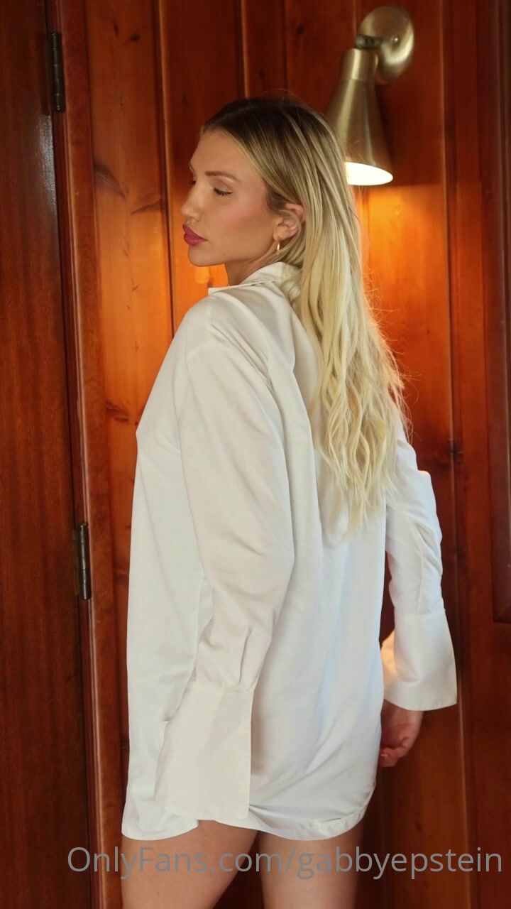 Gabby Epstein Slow And Sensual Striptease