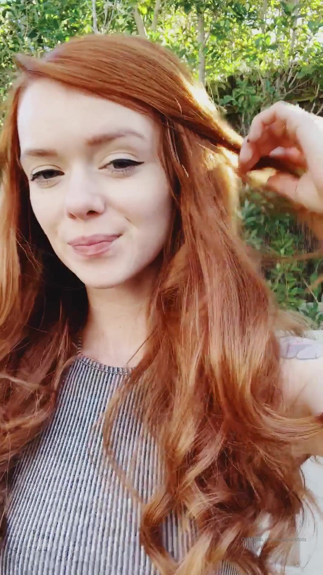 Weejulietots Flashing In The Park