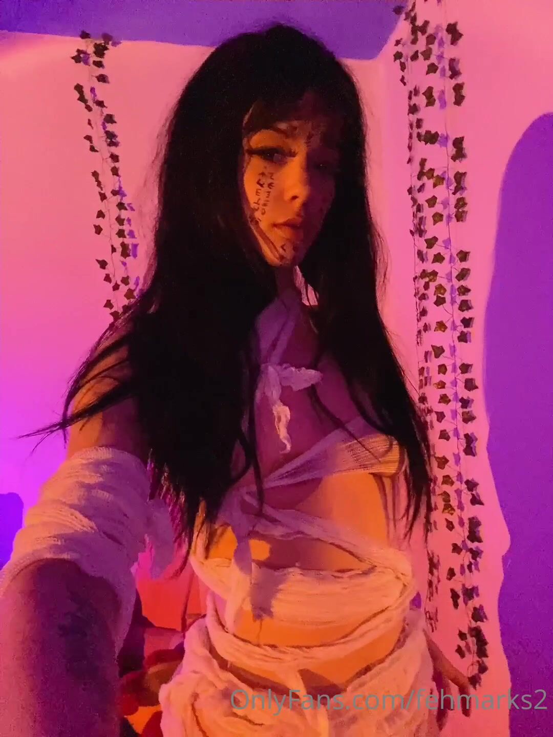 Fehmarks2 Gets Nude