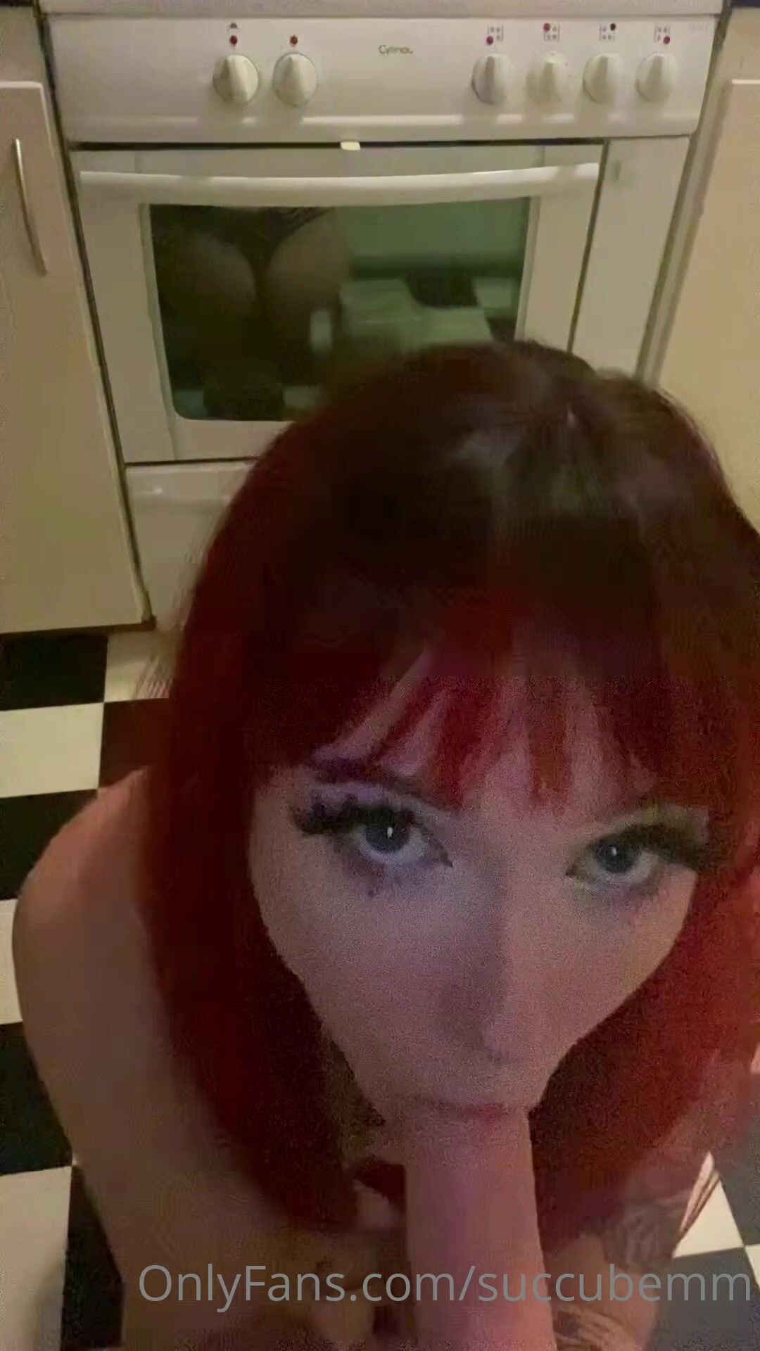 Succubemm Homemade Dildo Blowjob Tape