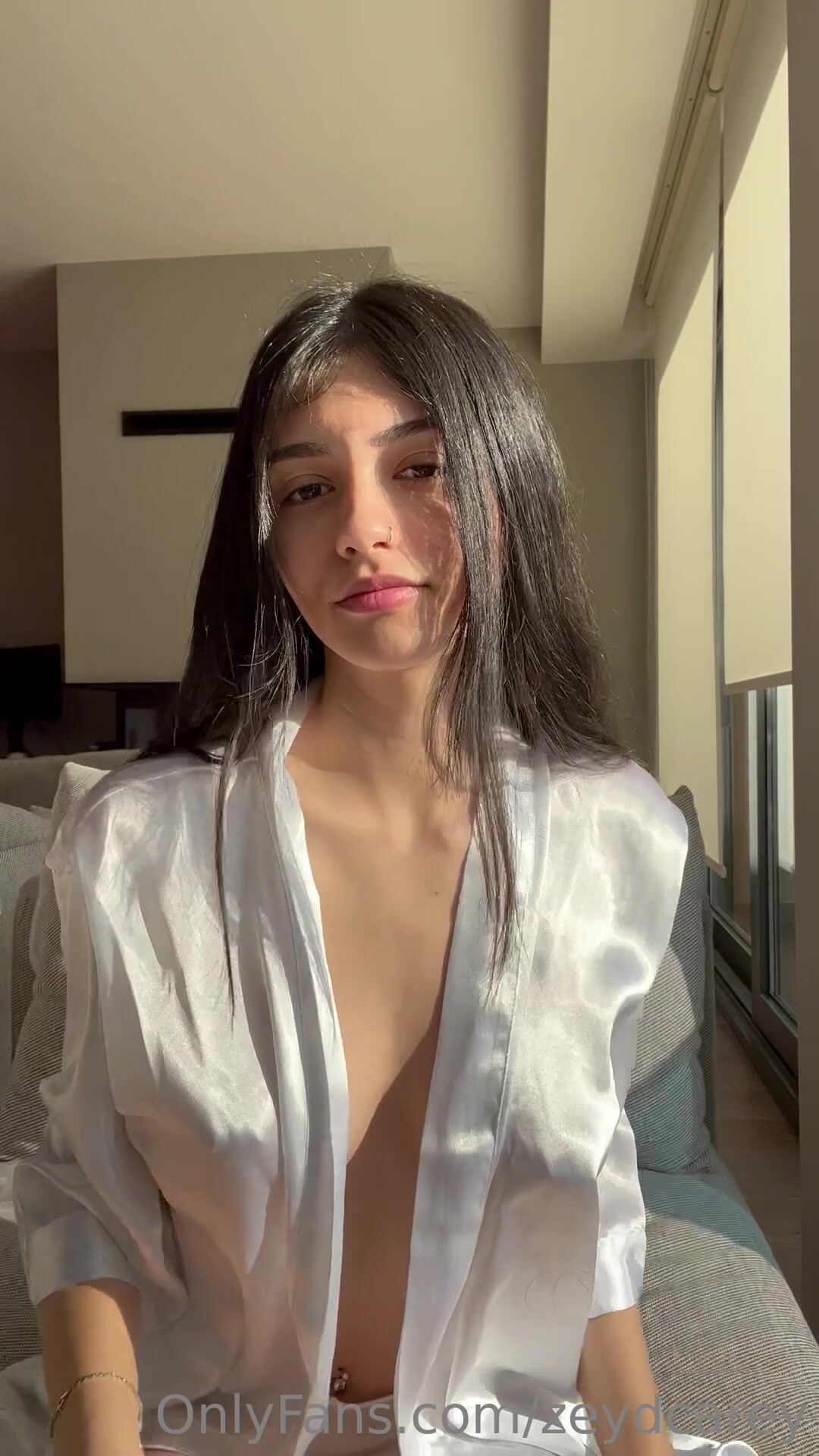 Zeydcarey Teasing With Pierced Big Tits