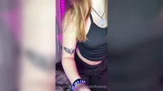 DabOfHalo Masturbates With Sex Toy