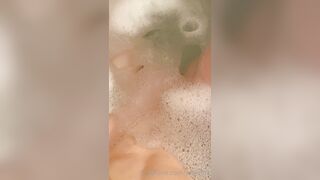 German Hottie Itsmejusi Masturbating in bathtub