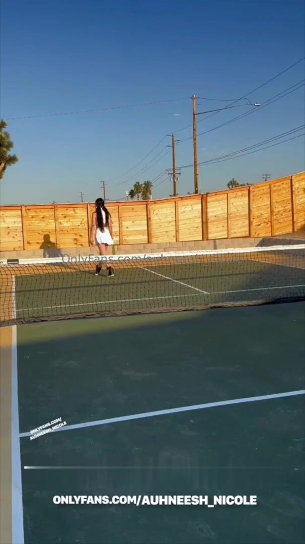 Auhneesh Nicole Fucking On Tennis Court