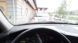 Swedish Tinasinner Drive thru Bate