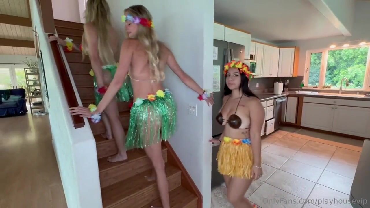 Melztube - FFFM Foursome Sextape in POV