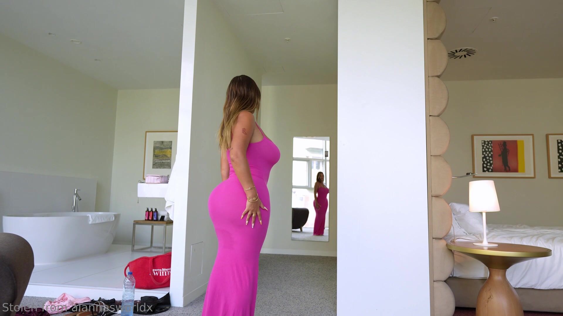 Alannasworldx - Gets Fucked in Sexy Tight Dress