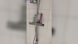 Swedish Babe LinneaSwe 05 Pussy Tease In Shower