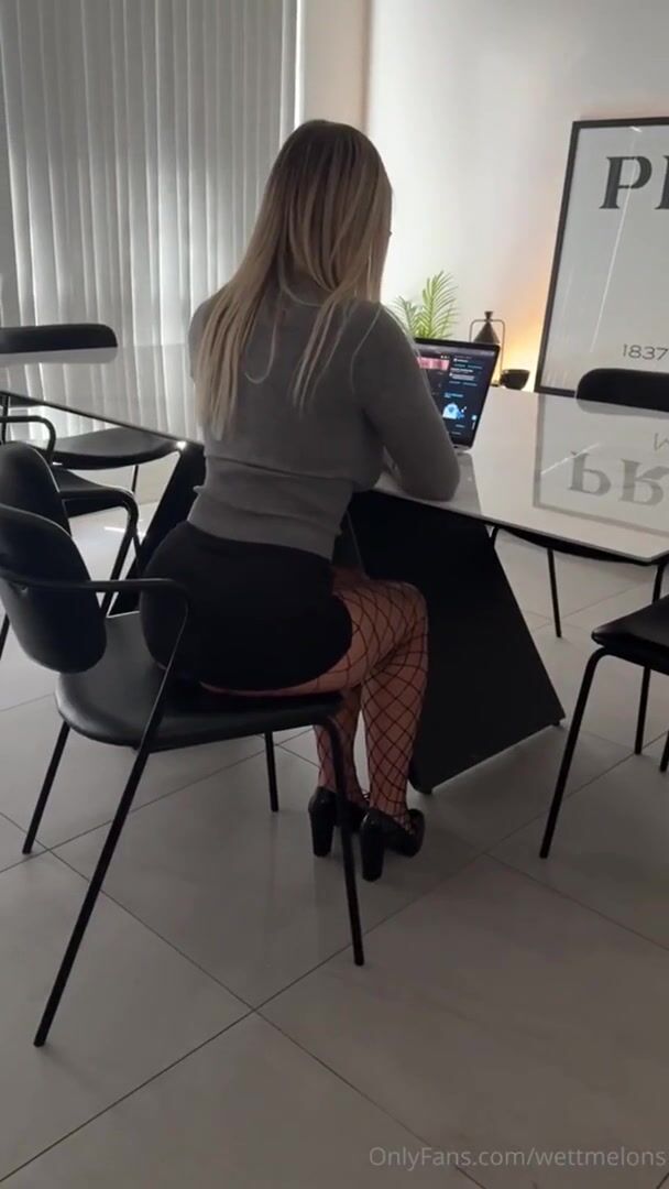 Secretary Wettmelons Bouncing On Bosses Cock For A Promotion