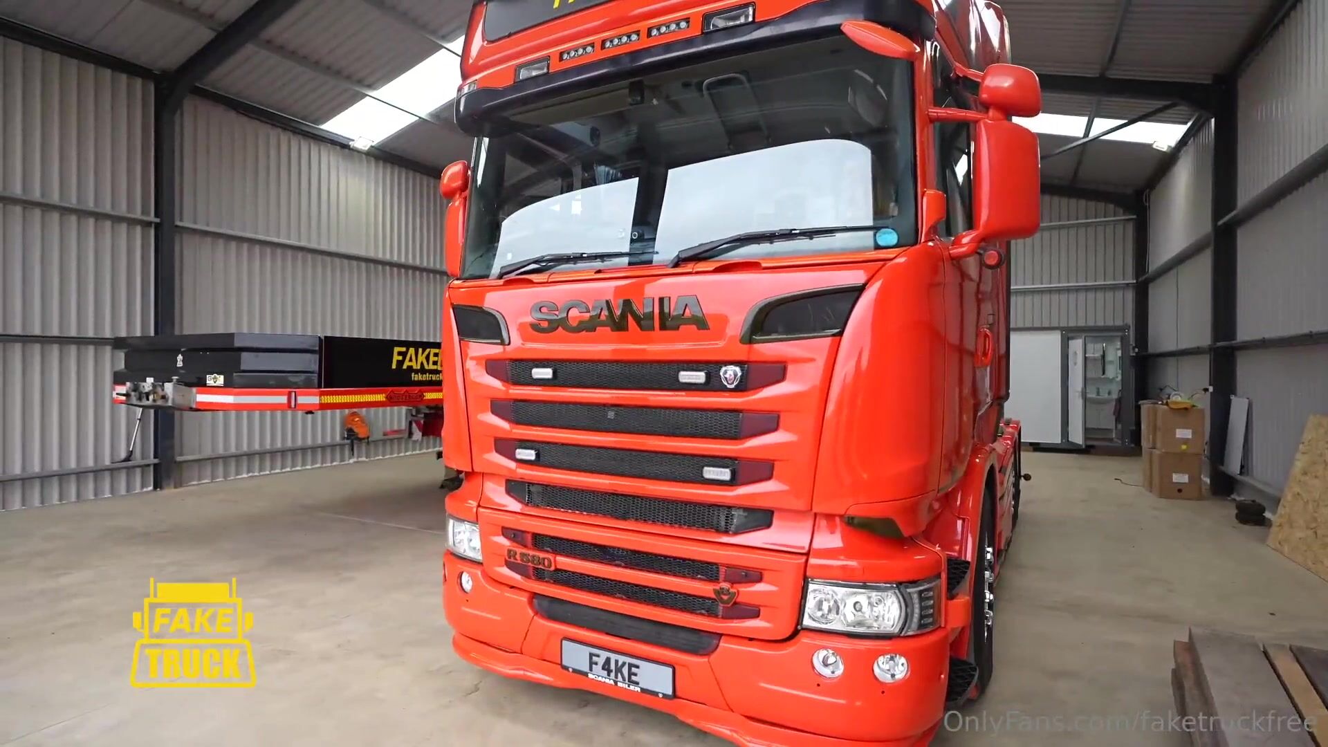 Lillian Phillips Fake Truck Exclusive Gangbang Sextape