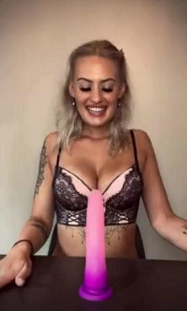 Norwegian Babe Elly Handjob On Dildo While Giving Jerk Of Instructions