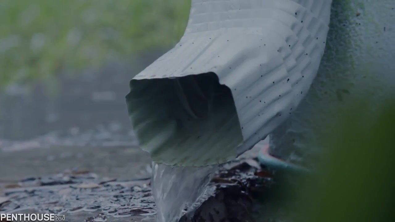 Rose Monroe Big Bubble Butt Getting Fucked And Sprayed With Cum