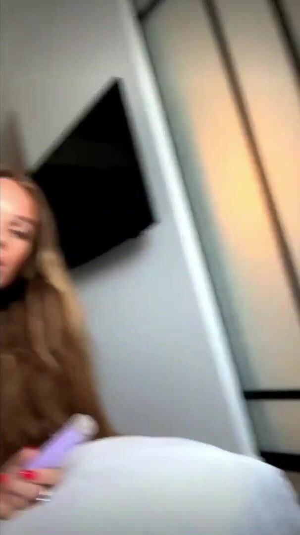 Sky Bri Masturbates Her Tight Pussy With Diffrent Toys On Livestream