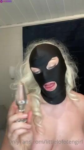 Norwegian Babe LittleLoFoten Buttplug In Anal While Masturbating Her Tight Pussy