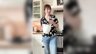Swedish I-sophie cooking food naked