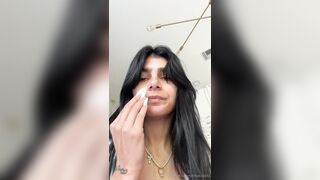 Mia Khalifa - Trying On Sexy Dresses On Livestream