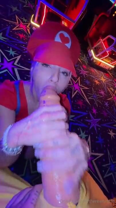 Therealbrittfit - Fucking Gigantic Dildo In Mario Cosplay