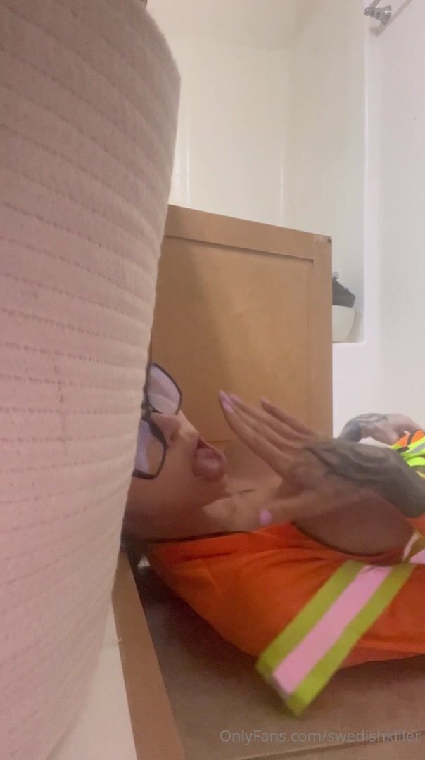 Swedishkiller anal with dildo