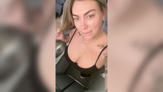 Ana Lorde Risky Pussy Masturbation in Airplane