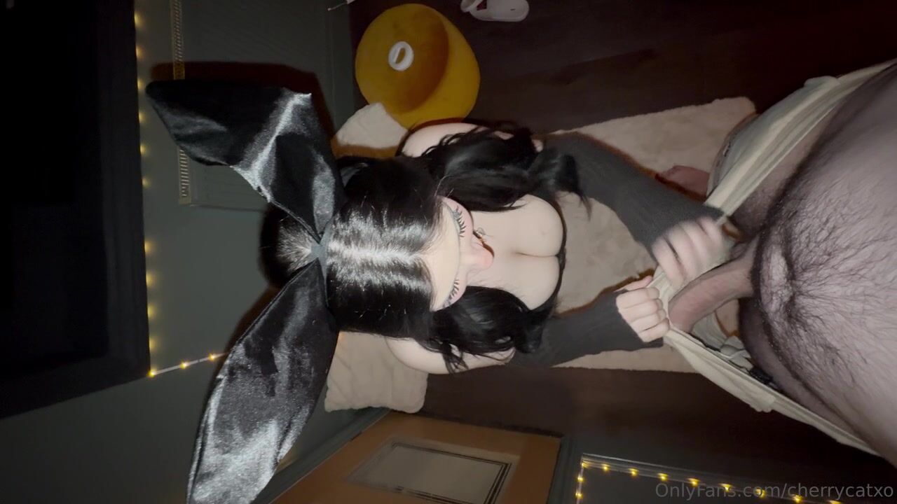 Cherrycatxo - Slutty Bunny Girl Giving Hot Blowjob