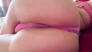 Alva Lagerström - Showing off her ass