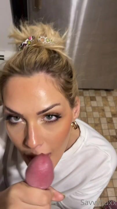 Savvy Suxx - Big Cumshots Compilation