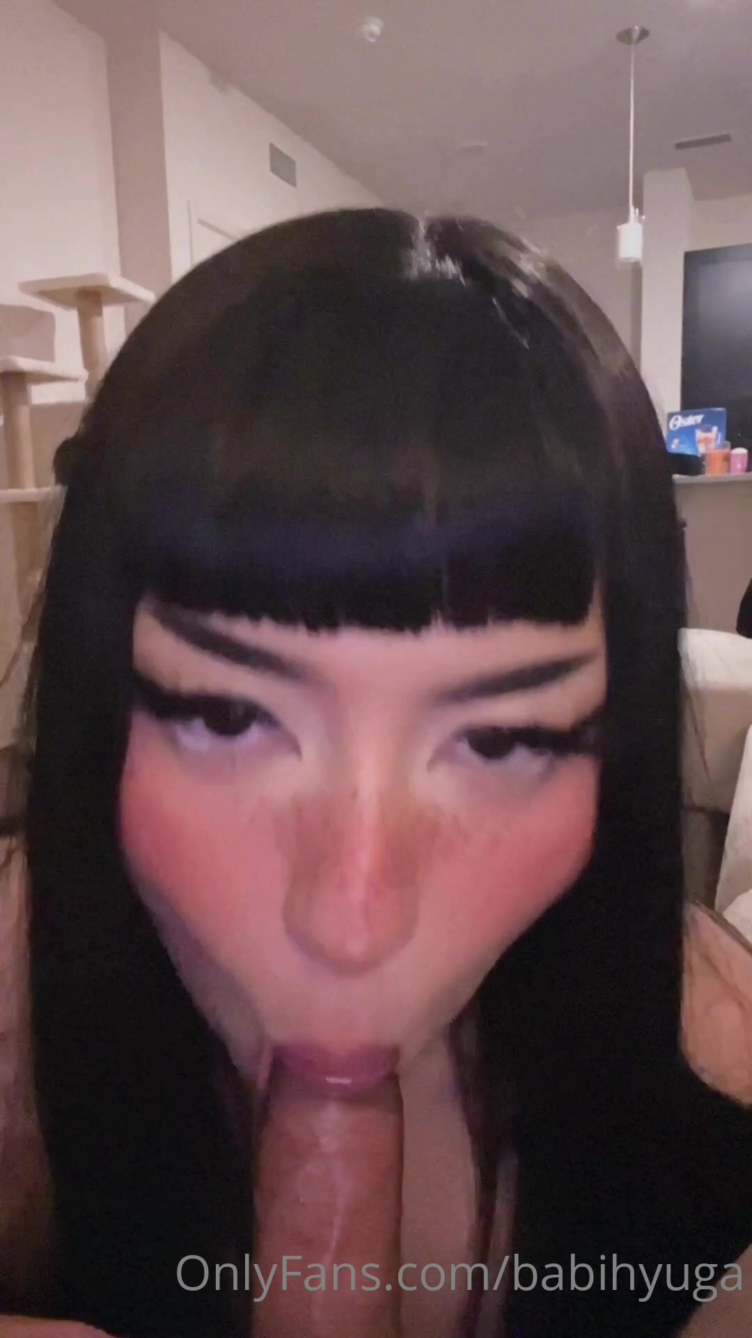 Babihyuga - Deep Blowjob with Big Cumshot in Mouth