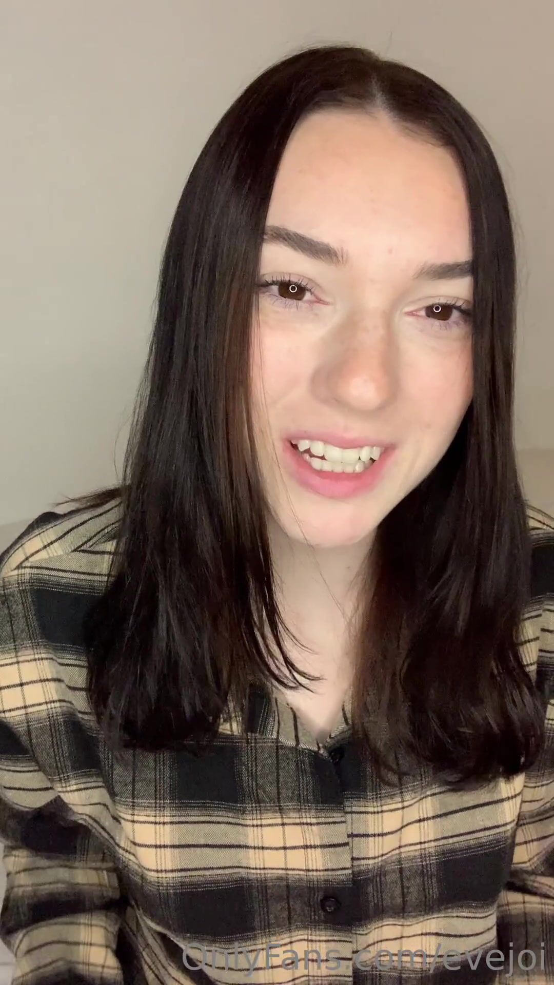 Evejoi - Natural Babe Stripping And Masturbating with Sextoys