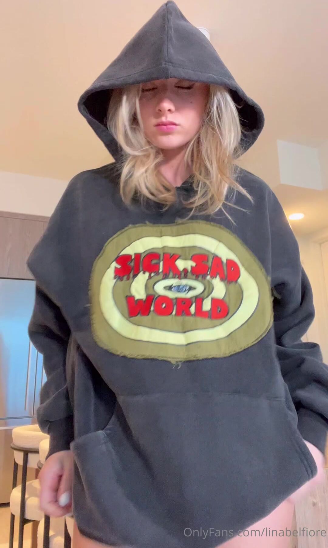 Lina Belfiore Teasing In Black Lingerie