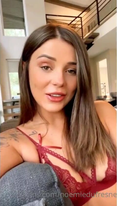 Noemie Dufresne Masturbates With Sex Toys In Sexy Lingerie