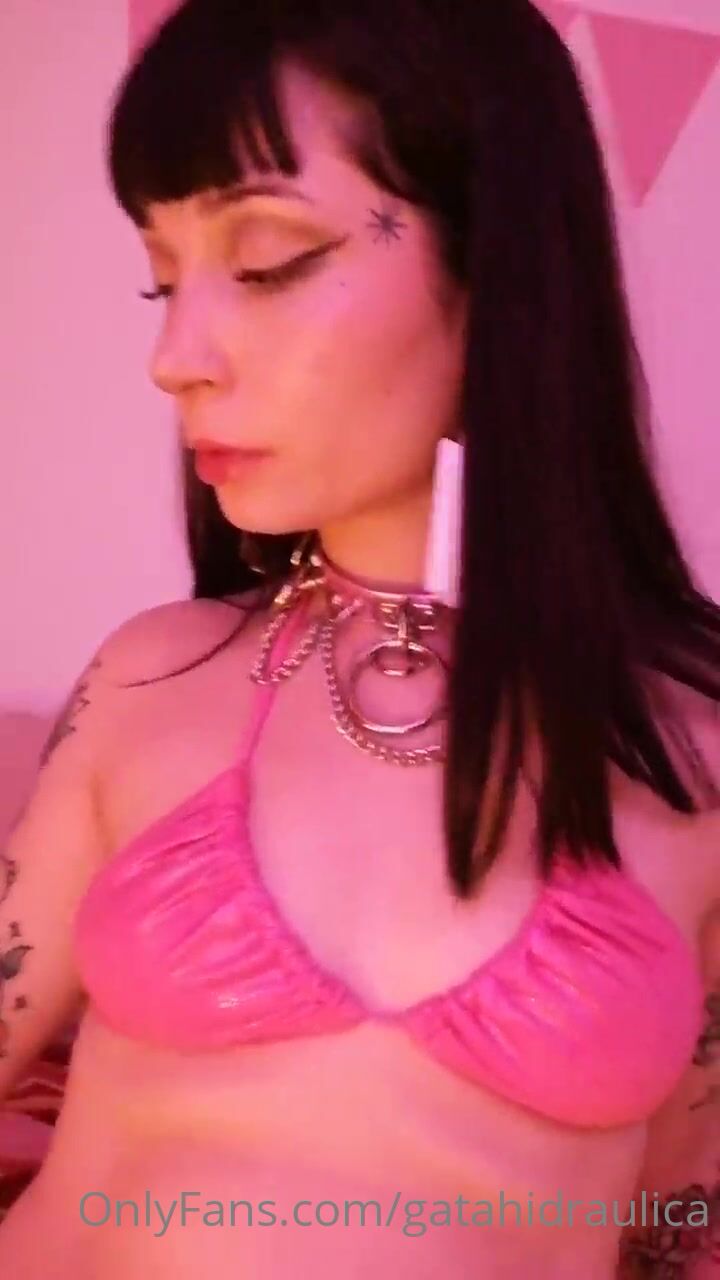 Gatahidraulica Smoking On Cam