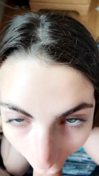 Luna Benna Blowjob And Facial POV