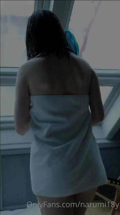 Mia Yokai Lesbian Play