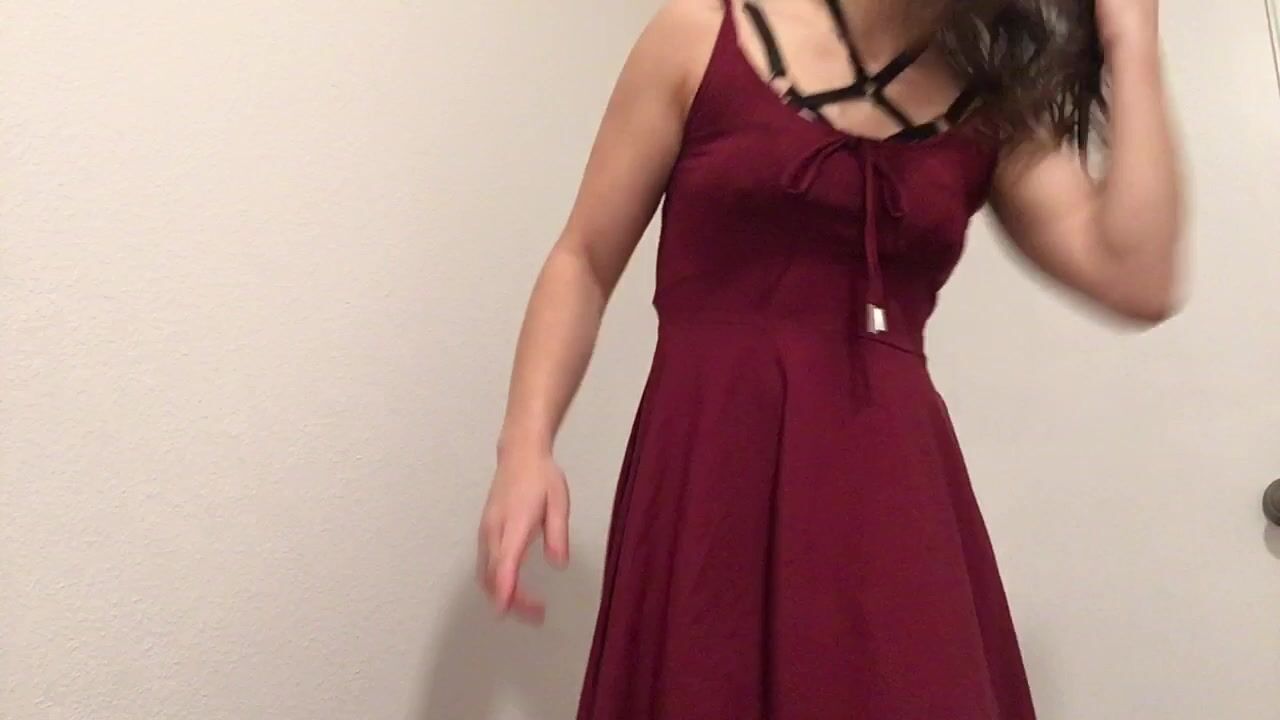 Secretlittle Trying On Hot Outfits And Flashing Hairy Pussy