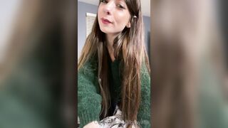 Allie Blossom Masturbates With Sex Toys