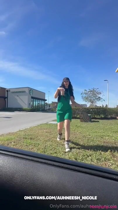 Auhneesh Nicole Starbucks Sextape