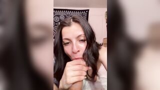 Duuumbass Blowjob